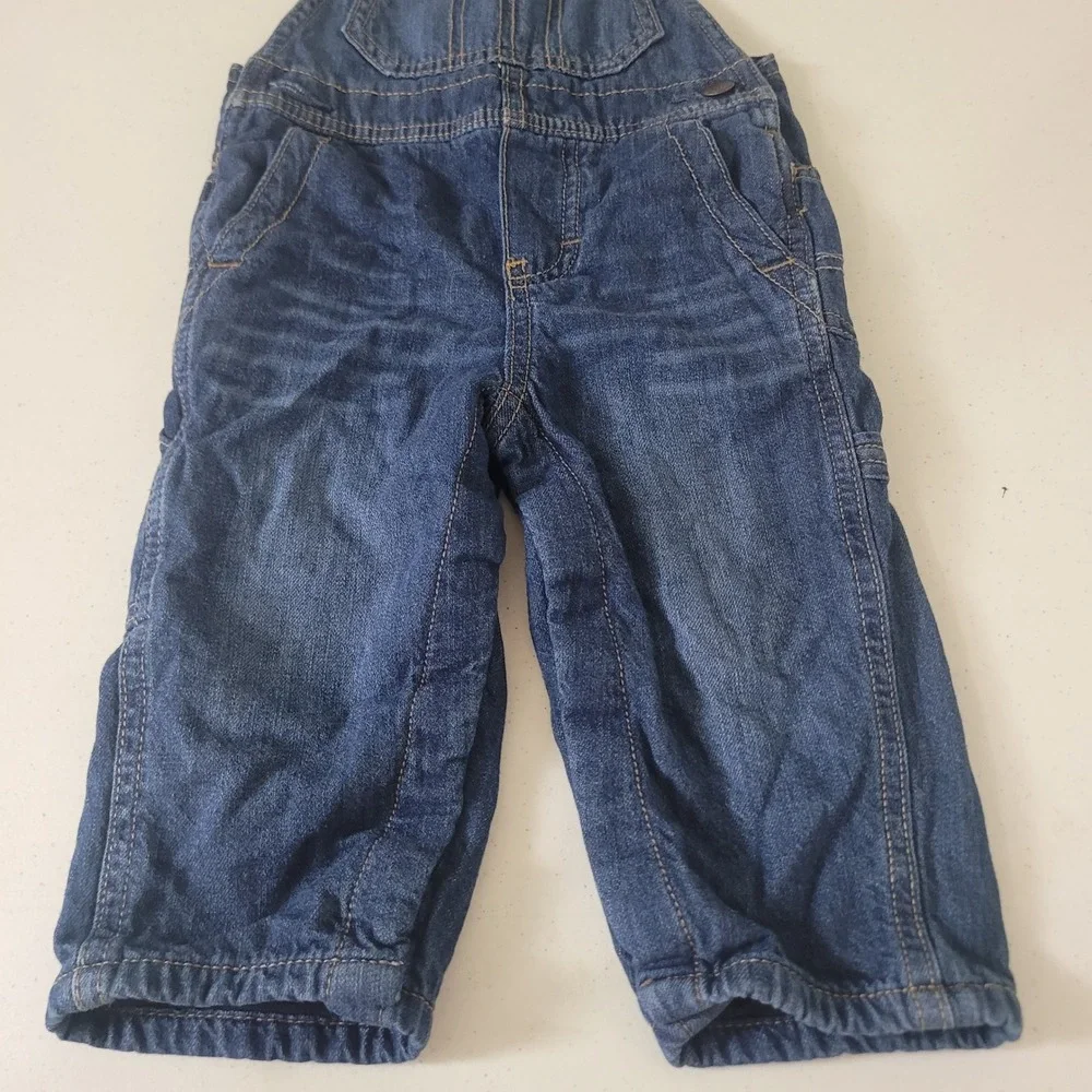 OshKosh Size 12M Overalls Baby Boy Lined Denim Vestbak Blue Snap Leg
